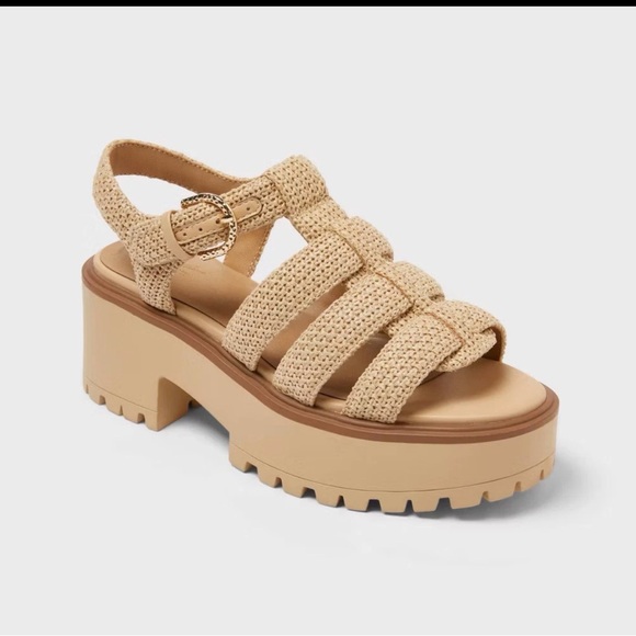 Shoes - Woven Platform Sandal in Beige - Women's